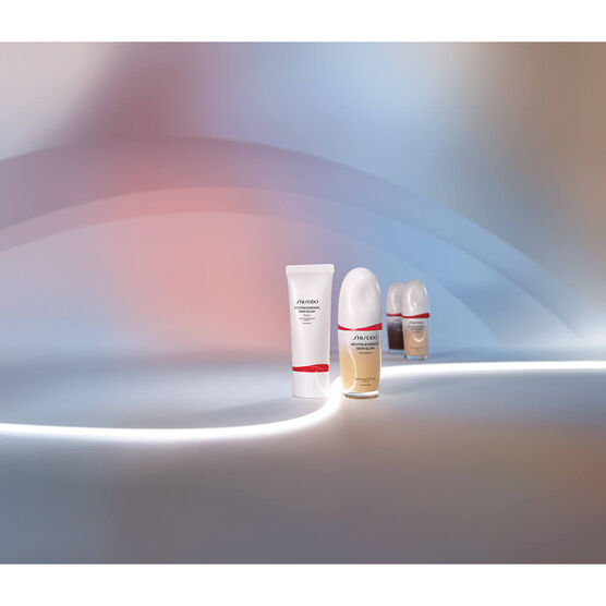 Primer Facial FPS 25 Shiseido Revitalessence Skin Glow